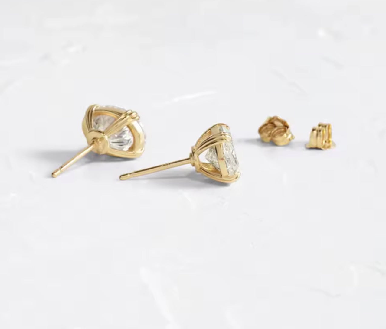 925 Sterling Silver Oval Cut Studs